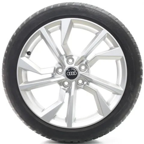 Background image for Audi TT TTS 8S FV Winterräder Bridgestone 245/40R18 93V DOT21 8S0601025AN