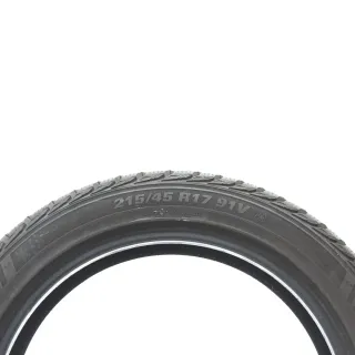 Winterreifen Kumho WinterCraft WP71 XL 215/45R17 91V 2183373 DOT25 - Bild 4