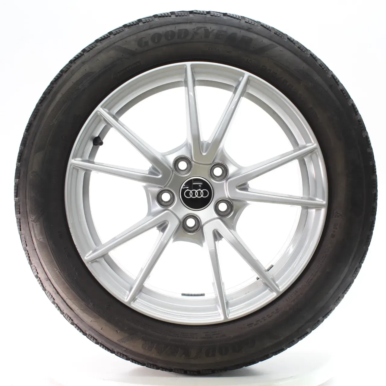 Audi A5 S5 FU5 Winterräder 5-Doppelspeichen Goodyear 215/55R17 DOT24 8B3601025A - Bild 1