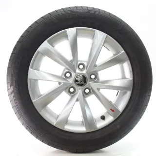 Skoda Octavia III 5E Sommerräder 5-Doppelspeichen 205/55R16 DOT23 5E0601025BJ - Bild 2