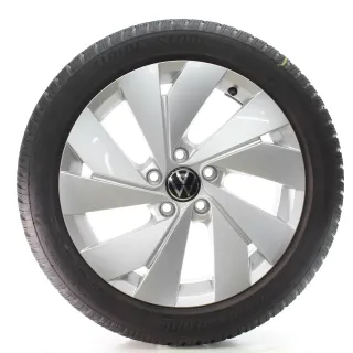 VW Golf 8 VIII CD1 Winterräder Belmont Bridgestone 205/50R17 DOT25 5H0601025B - Bild 1