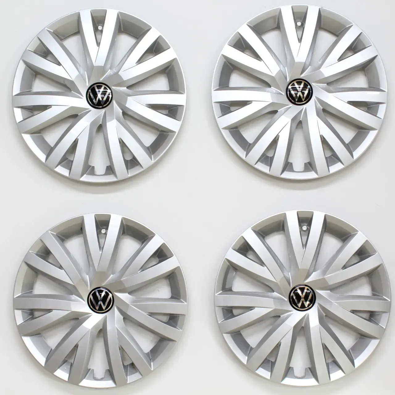 VW Golf 7 8 Radkappen 16 Zoll Radblenden Radzierblenden Original 5H0601147C 4Stk - Bild 1