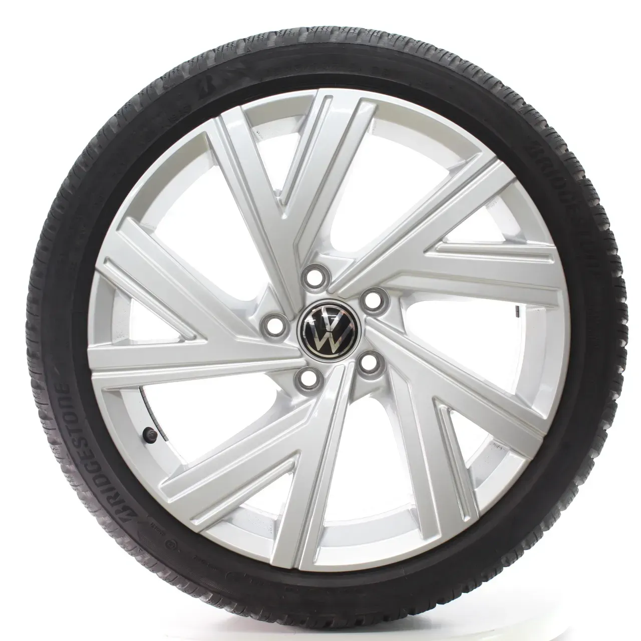 VW Golf 8 VIII GTI Winterräder Bergamo Bridgestone 225/40R18 DOT23 5H0601025AB - Bild 1