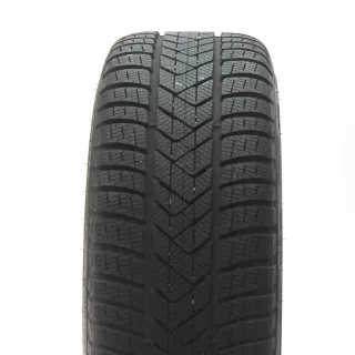 VW Golf 8 VIII GTI GTD R Winterräder Bergamo Pirelli 225/40R18 DOT25 5H0601025AB - Bild 7