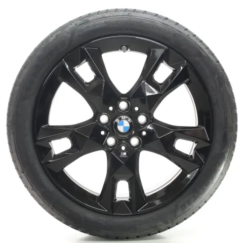 Background image for BMW 1er F70 Winterräder M Sternspeiche 968 Goodyear 195/50R18 93H DOT24 5A45271