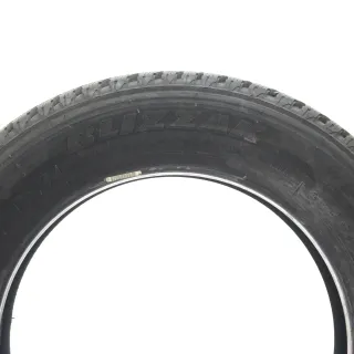 Winterreifen Bridgestone Blizzak W810 215/60 R17 C 104/102H DOT24 DEMO 1Stk - Bild 4