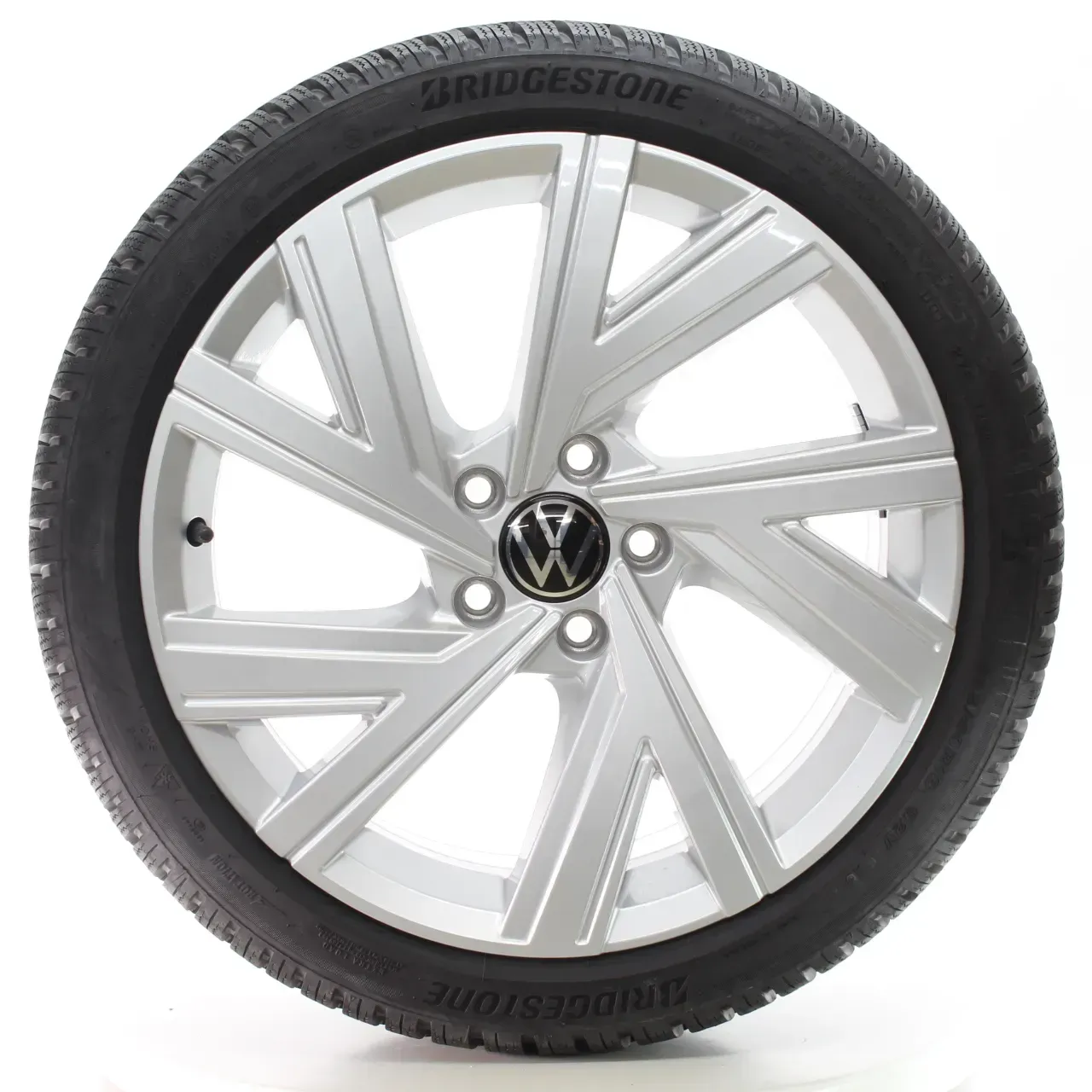 VW Golf 8 VIII CD1 Winterräder Bergamo Bridgestone 225/40R18 DOT25 5H0601025AB - Bild 1