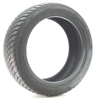 Winterreifen Kumho WinterCraft WP71 XL 215/45 R17 91V DOT25 - Bild 1