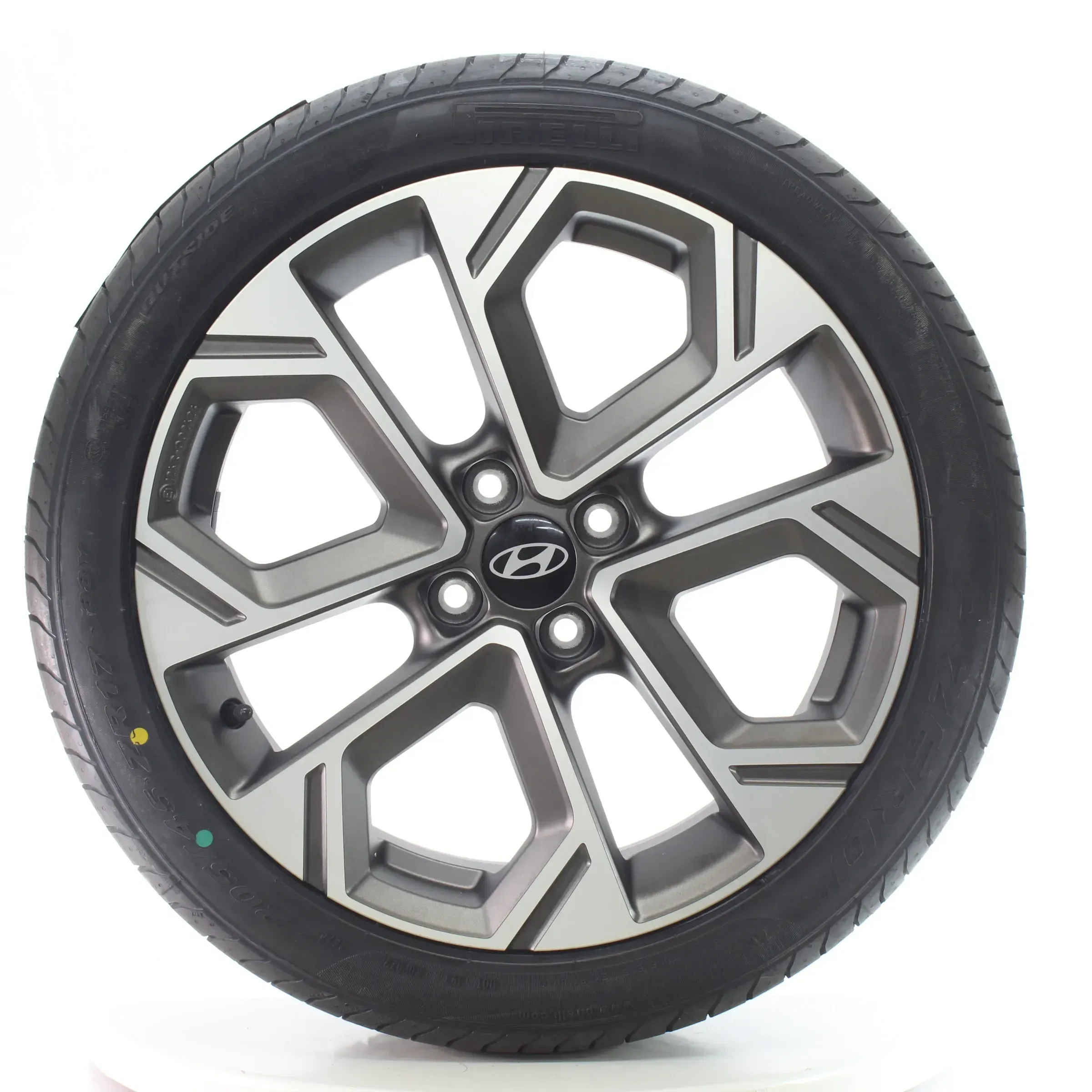 Hyundai Inster Sommerräder Bijanamu Grau Glanz Pirelli 205/45ZR17 88Y DOT24 NEU - Bild 1