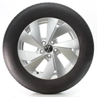 VW Tayron Tiguan III CT Winterräder Belmont Vredestein 215/65R17 DOT25 571601025 - Bild 1