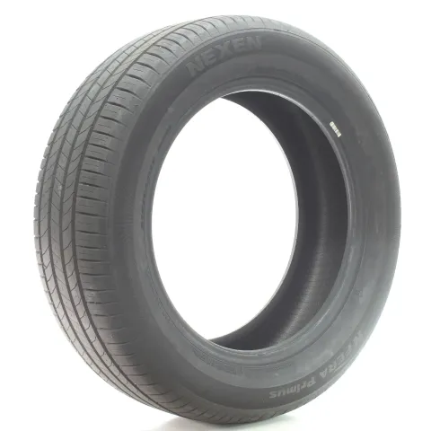 Background image for Sommerreifen Nexen N Fera Primus 215/60 R17 96H DOT26 DEMO 8807622219955