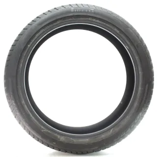 Winterreifen Pirelli Winter Sottozero 3 AO XL 255/40 R20 101W DOT25 - Bild 2