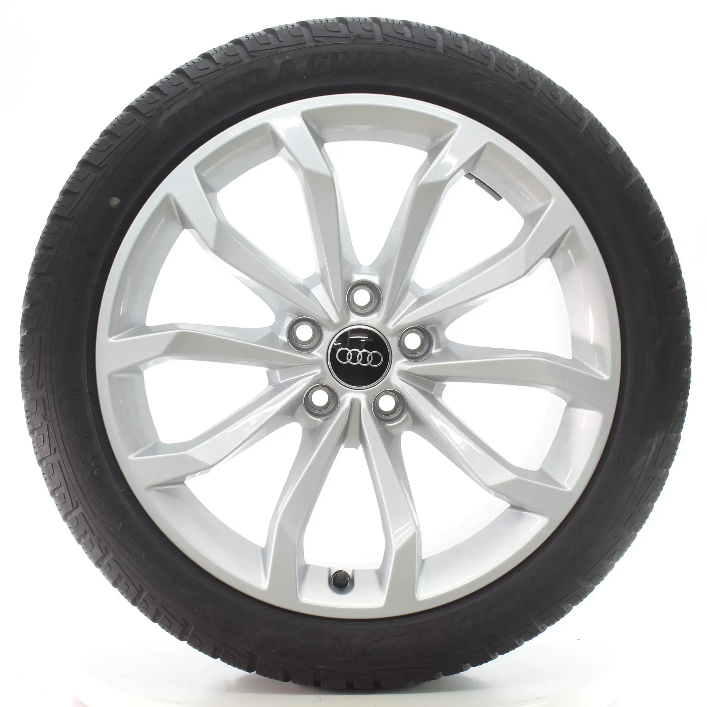 Audi A4 S4 8W Winterräder 10-V-Speichen Design 245/40R18 97V DOT23 8W0601025H - Bild 1