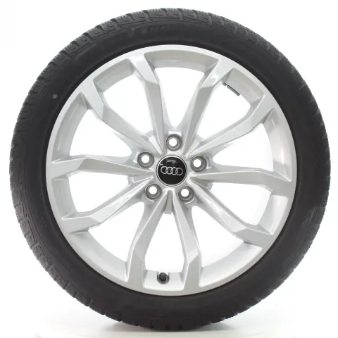 Background image for Audi A4 S4 8W Winterräder 10-V-Speichen Design 245/40R18 97V DOT23 8W0601025H