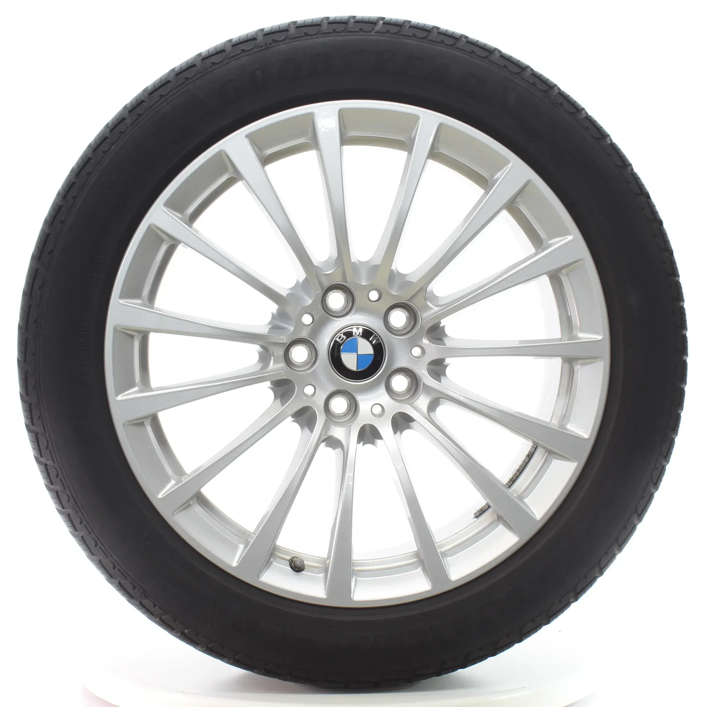 BMW 5er G30 G31 Winterräder Vielspeiche 619 Goodyear 245/45R18 100H 6861224 - Bild 1