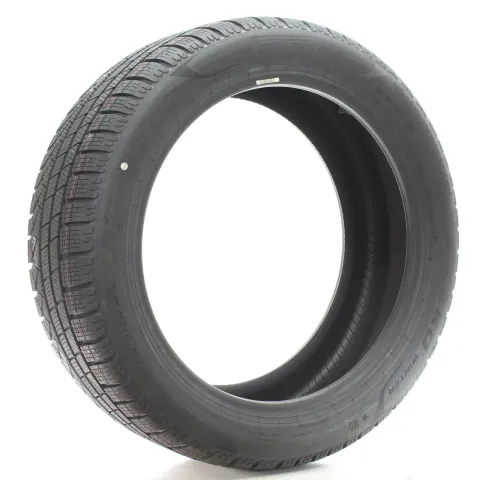 Background image for Winterreifen Pirelli P-Zero Winter * MO XL 245/45 R19 102H DOT25 NEU
