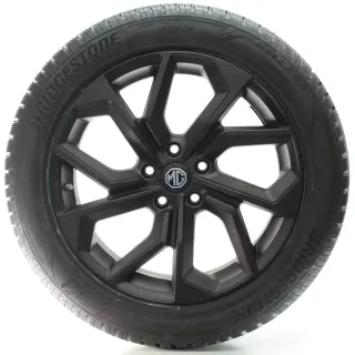 MG EHS Winterräder Platin Black Matt Bridgestone 235/50R18 101V DOT23 KBA 53579 - Bild 4
