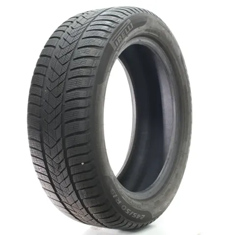 Background image for Winterreifen Pirelli Winter Sottozero 3 * RSC XL 245/50R19 105V DOT20 1Stk