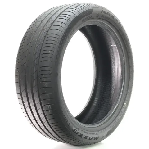 Background image for Sommerreifen Maxxis Premitra HP6 * XL 215/45R17 91Y DOT23 1Stk