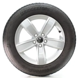 VW Tiguan AD1 Allspace Winterräder Corvara Bridgestone 215/65R17 103H 5NA071497 - Bild 1