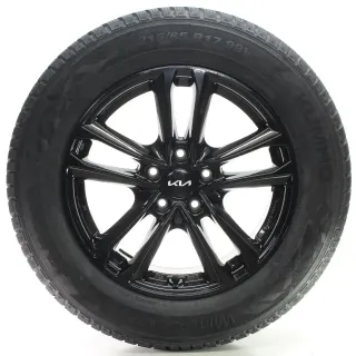 KIA Sportage SL  Winterräder Schwarz 215/65R17 DOT24 7mm KBA53968 - Bild 2