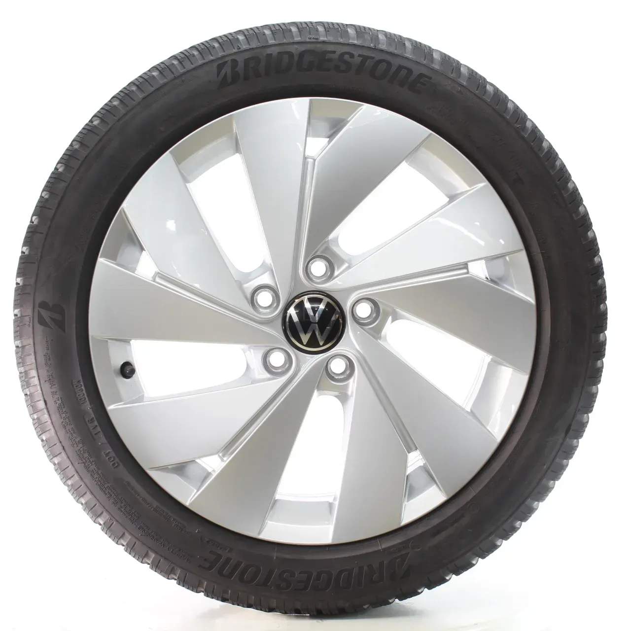 VW Golf 8 VIII CD1 Winterräder Belmont Bridgestone 205/50R17 DOT25 5H0601025B - Bild 1