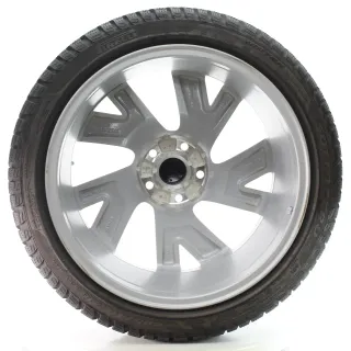 VW Golf 8 VIII GTD GTI R Winterräder Bergamo Pirelli 225/40R18 DOT25 5H0601025AB - Bild 5