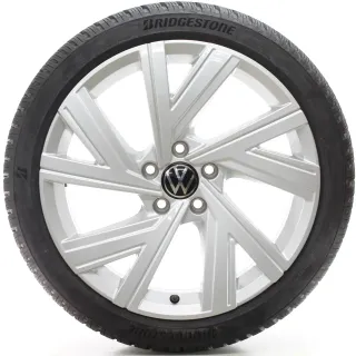 VW Golf 8 VIII CD1 Winterräder Bergamo Bridgestone 225/40R18 DOT25 5H0601025AB - Bild 4