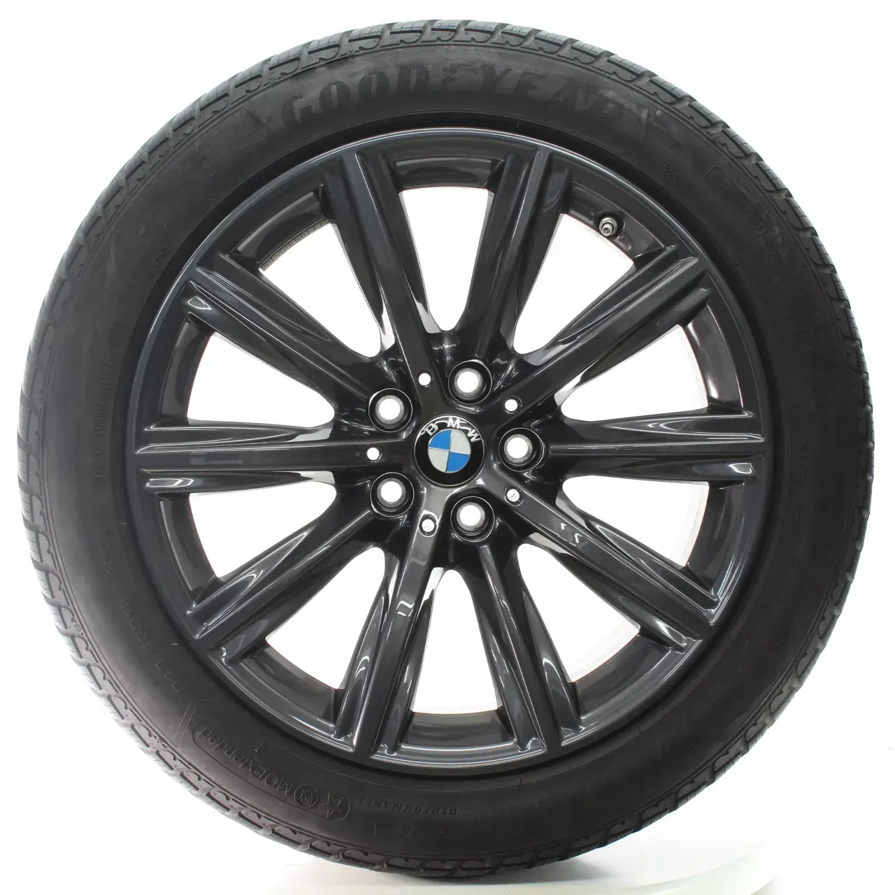 BMW 5er G30 G31 Winterräder V-Speiche 684 Goodyear 245/45R18 100V 6874441 - Bild 1