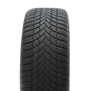 VW Golf 8 VIII CD1 Winterräder Bergamo Bridgestone 225/40R18 DOT25 5H0601025AB - Bild 7