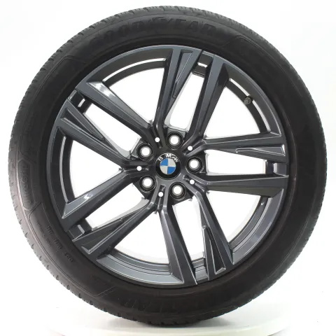 Background image for BMW 4er GC i4 G26 Winterräder Doppelspeiche 853 Goodyear 245/45R18 DOT23 6896768