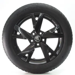Skoda Octavia IV NX Winterräder Lyra Schwarz Hankook 205/55R17 DOT23 5E3601025AE - Bild 2