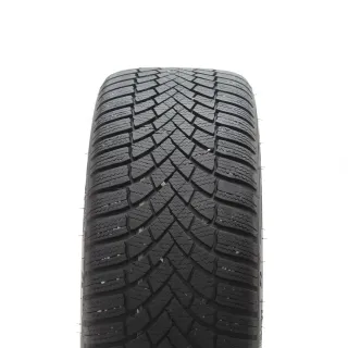 VW Golf 8 VIII CD1 Winterräder Bergamo Bridgestone 225/40R18 DOT25 5H0601025AB - Bild 7