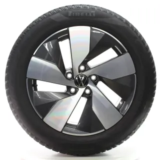 VW Passat B9 Variant CJ5 Winterräder Bologna Pirelli 215/55R17 DOT25 3J0601025B - Bild 1