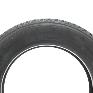 Winterreifen Bridgestone Blizzak W810 215/60 R17 C 104/102H DOT24 DEMO 1Stk - Bild 3