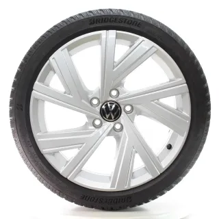 VW Golf 8 VIII CD1 Winterräder Bergamo Bridgestone 225/40R18 DOT25 5H0601025AB - Bild 4