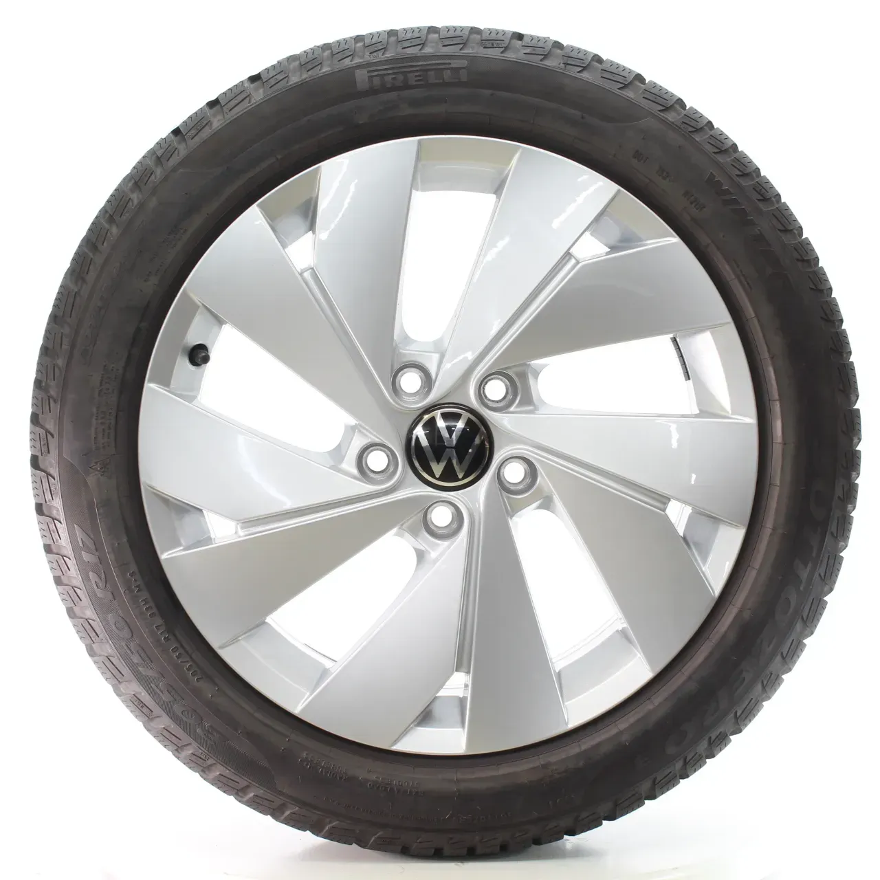 VW Golf 8 VIII CD1 CG5 Winterräder Belmont Pirelli 205/50R17 DOT25 5H0601025B - Bild 1