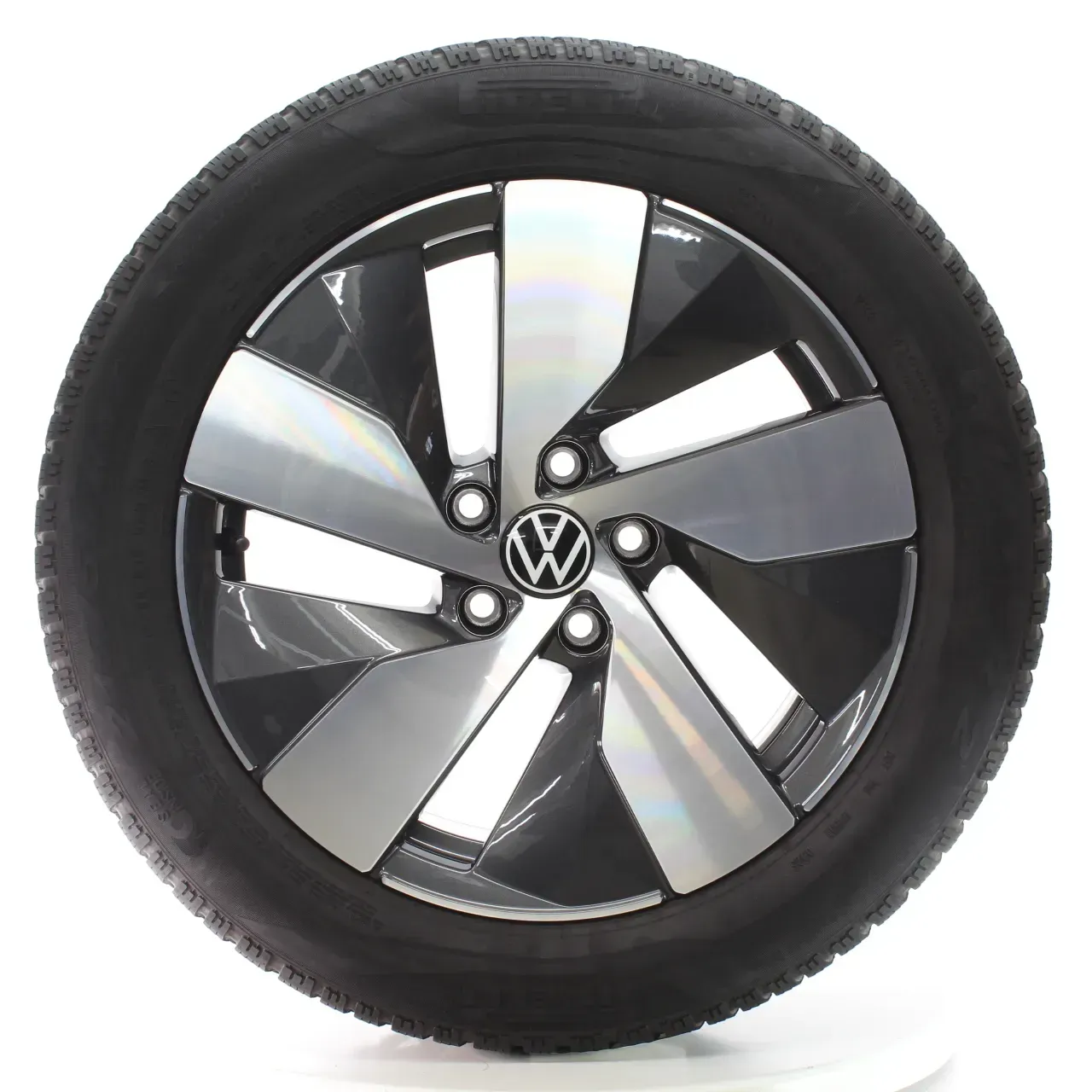 VW Passat B9 Variant CJ5 Winterräder Bologna Pirelli 215/55R17 DOT25 3J0601025K - Bild 1