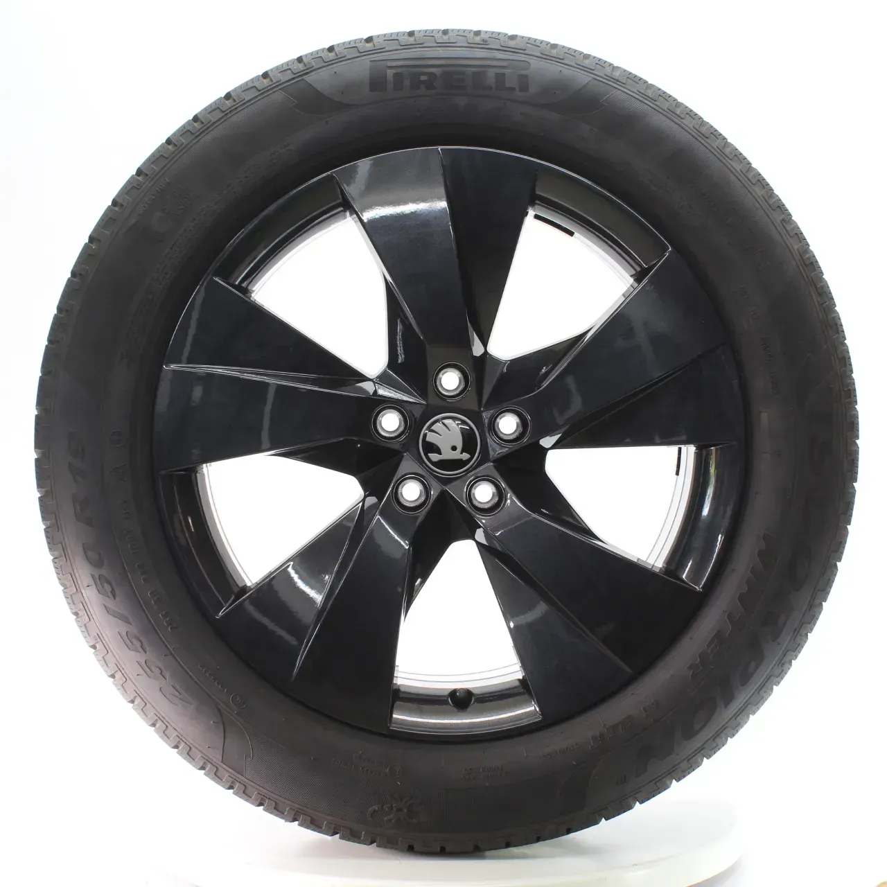 Skoda Enyaq IV 5A Winterräder Luter Pirelli 235/55-255/50R19 DOT25 5LA601025CP - Bild 1
