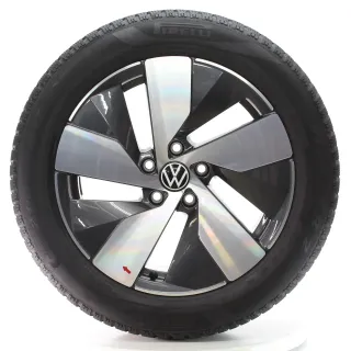 VW Passat B9 Variant CJ5 Winterräder Bologna Pirelli 215/55R17 DOT25 3J0601025K - Bild 4