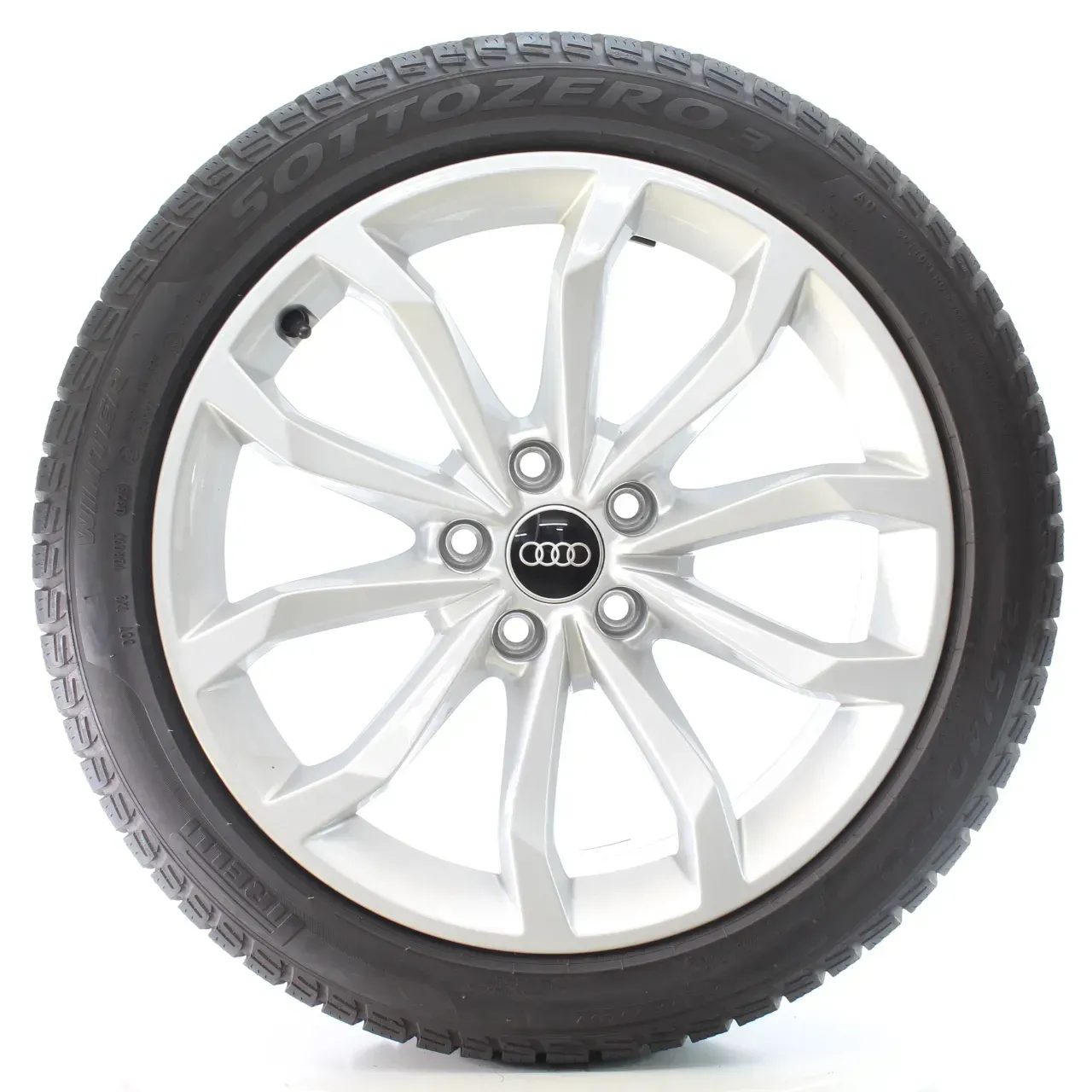 Audi A4 S4 8W Winterräder 5-V-Speichen Design Pirelli 245/40R18 DOT25 8W0601025H - Bild 1