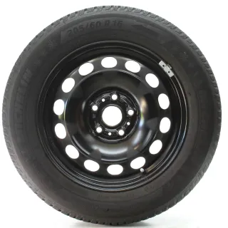 Audi Q2 GAB VW T-ROC A11 Winterräder Stahl Michelin 205/60R16 DOT23 5Q0601027CJ - Bild 4