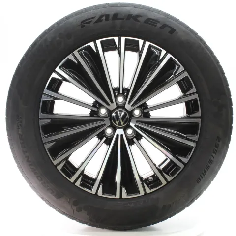 Background image for VW Tiguan CT1 Winterräder Napoli Schwarz Glanz Falken 235/55R18 DOT25 571601025K
