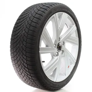 VW Golf 8 VIII CD1 Winterräder Bergamo Bridgestone 225/40R18 DOT24 5H0601025AB - Bild 6
