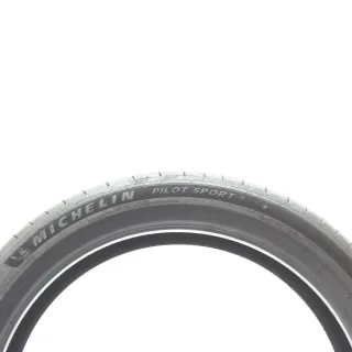 Sommerreifen Michelin Pilot Sport 5 * XL 255/35 R19 96Y DOT26 DEMO - Bild 3