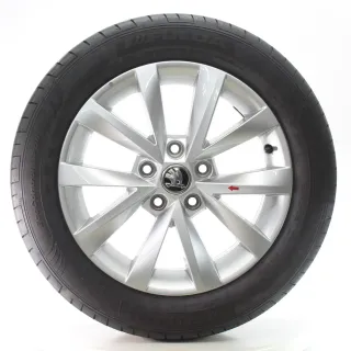 Skoda Octavia III 5E Sommerräder 5-Doppelspeichen 205/55R16 DOT23 5E0601025BJ - Bild 1