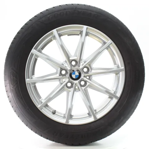 Background image for BMW 4er i4 G26 Winterräder V-Speiche 851 Silber Goodyear 225/55R17 101H 6896762