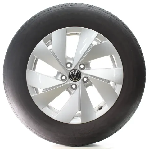 Background image for VW Tiguan CT1 Winterräder Belmont Vredestein 215/65R17 99H DOT25 571601025