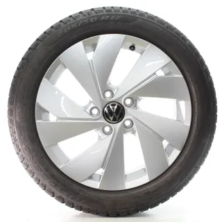 VW Golf 8 VIII CD1 CG5 Winterräder Belmont Pirelli 205/50R17 DOT25 5H0601025B - Bild 3
