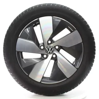 VW Passat B9 Variant CJ5 Winterräder Bologna Pirelli 215/55R17 DOT25 3J0601025K - Bild 3